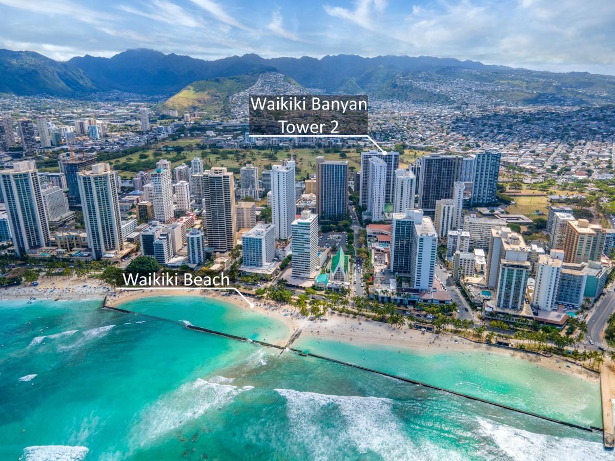 Upscale Penthouse With Ocean Views - Free Parking Apartment Honolulu Exterior photo